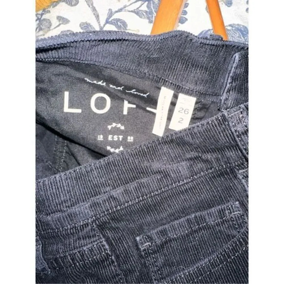 LOFT Black Corduroy Straight Leg Size 2 /26 - Picture 5 of 6